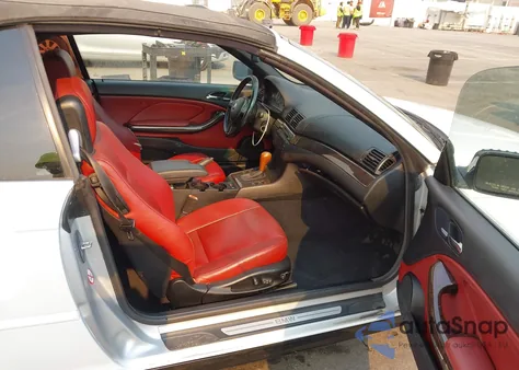 2001 BMW 330 Ci из США, поврежденный, VIN WBABS53401JU86736